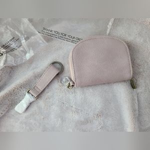 Thirty-one Half Moon Card Wallet and Always on Keychain